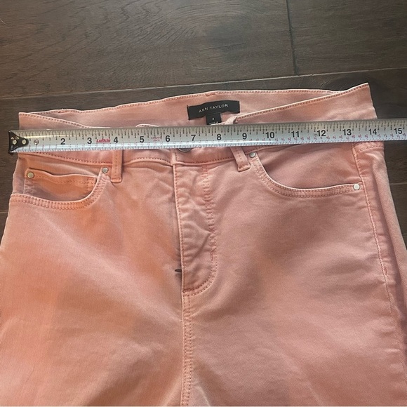 Ann Taylor The Kick Crop Womens Blush Size 4 Jeans - Picture 6 of 6